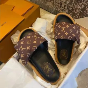 LV Pool Slides